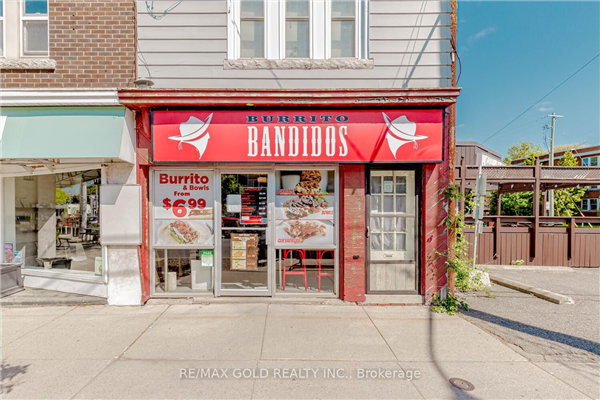 1028 King St W