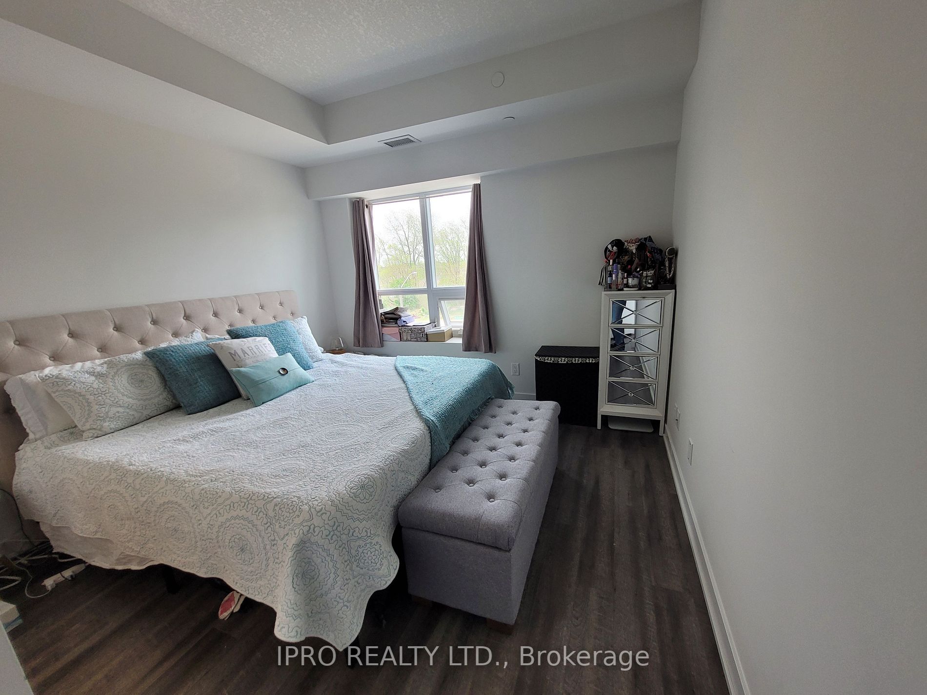 16 Markle Crescent, #301
