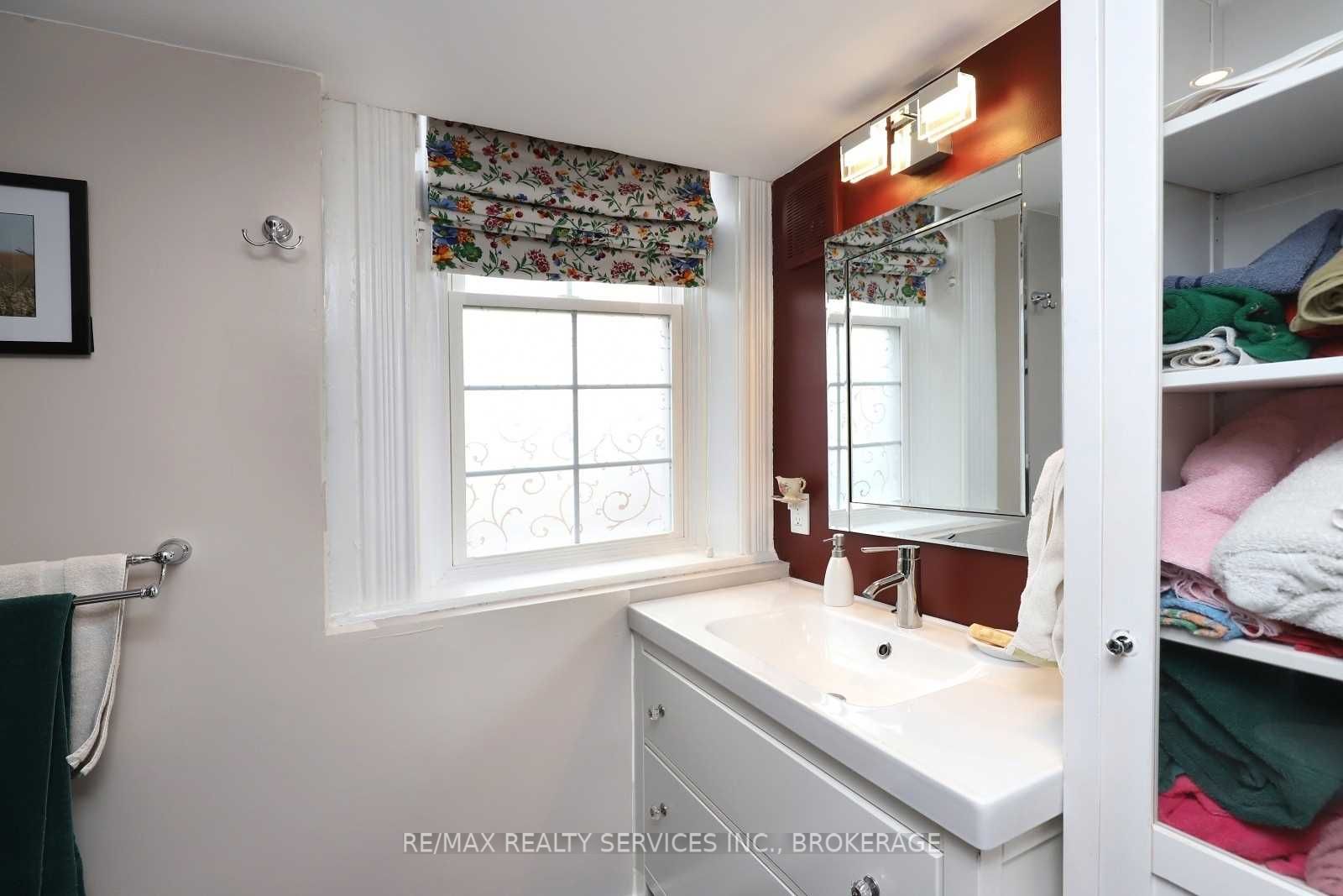 Listing X6009313 - Large Photo # 28