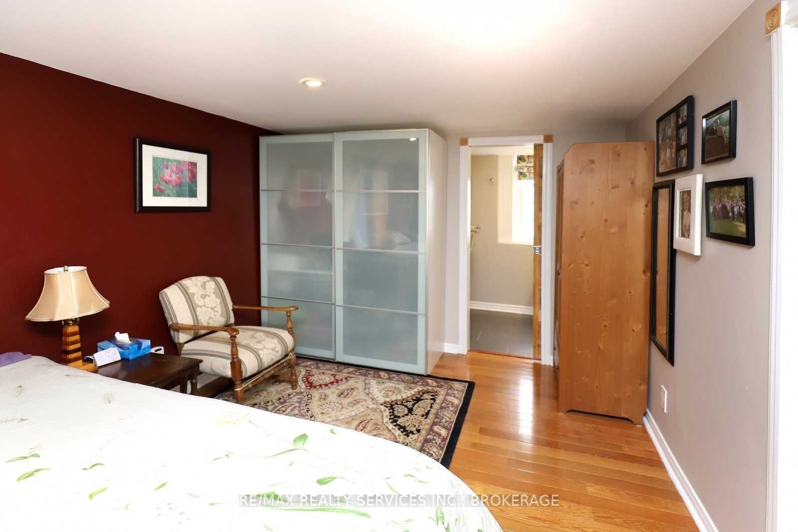 Listing X6009313 - Large Photo # 27