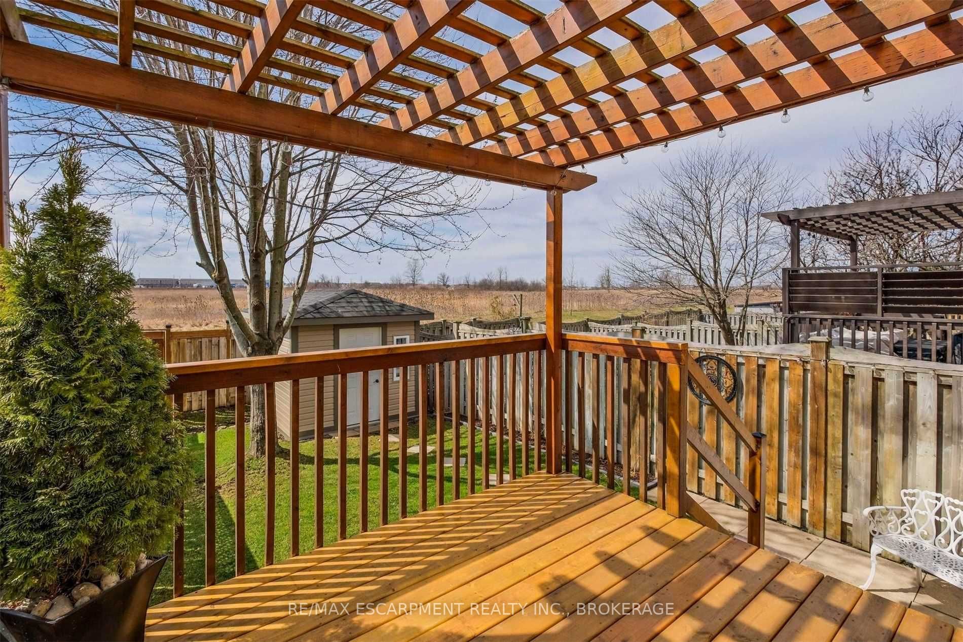14 Fairhaven Dr