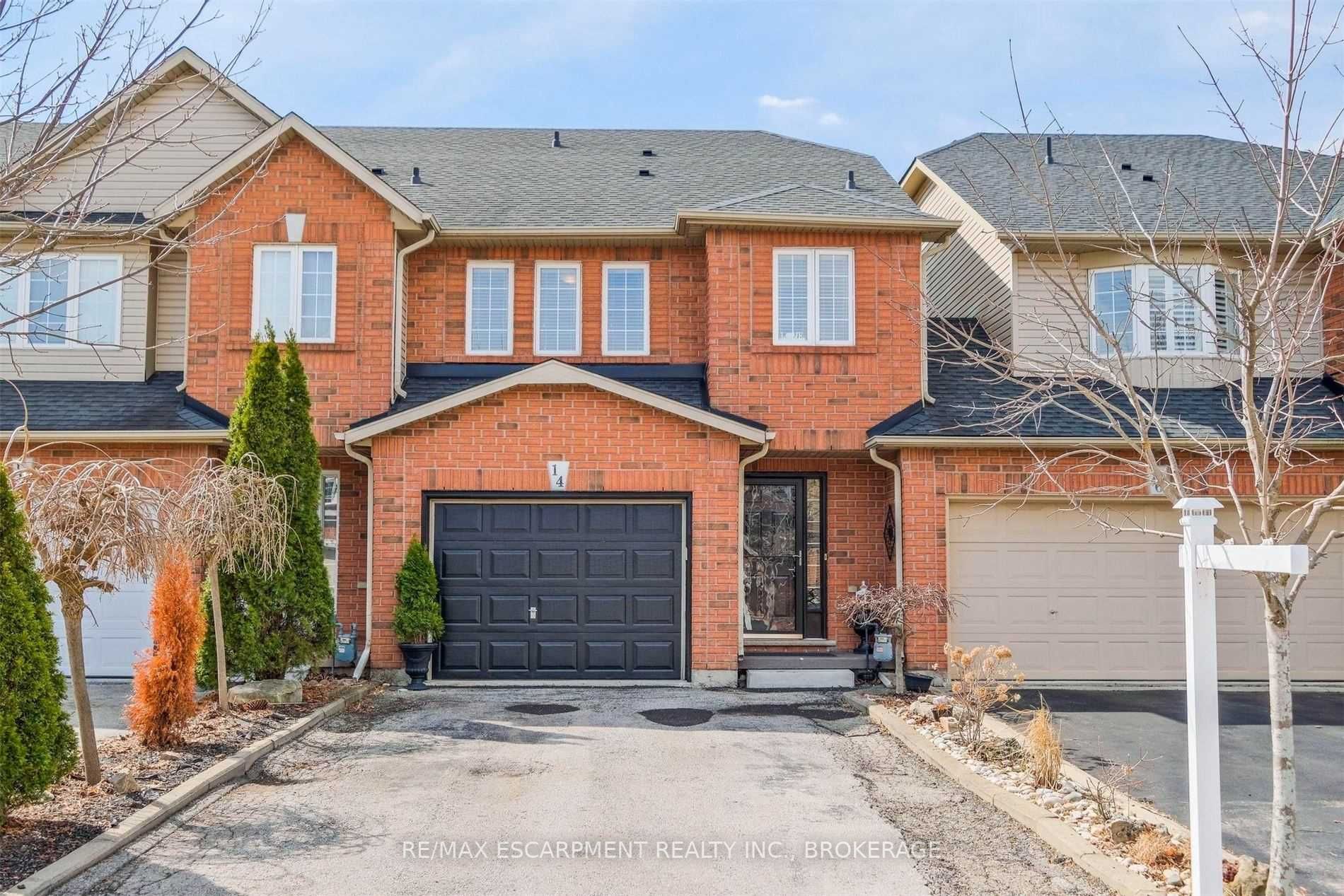 14 Fairhaven Dr