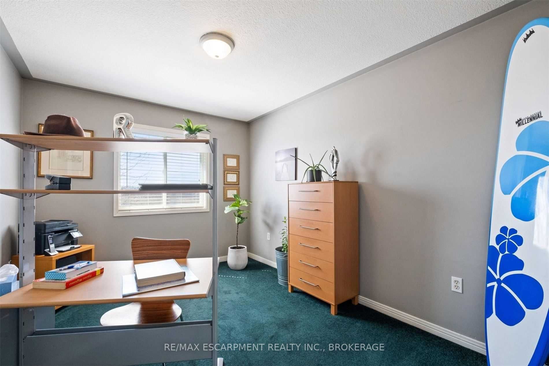 14 Fairhaven Dr