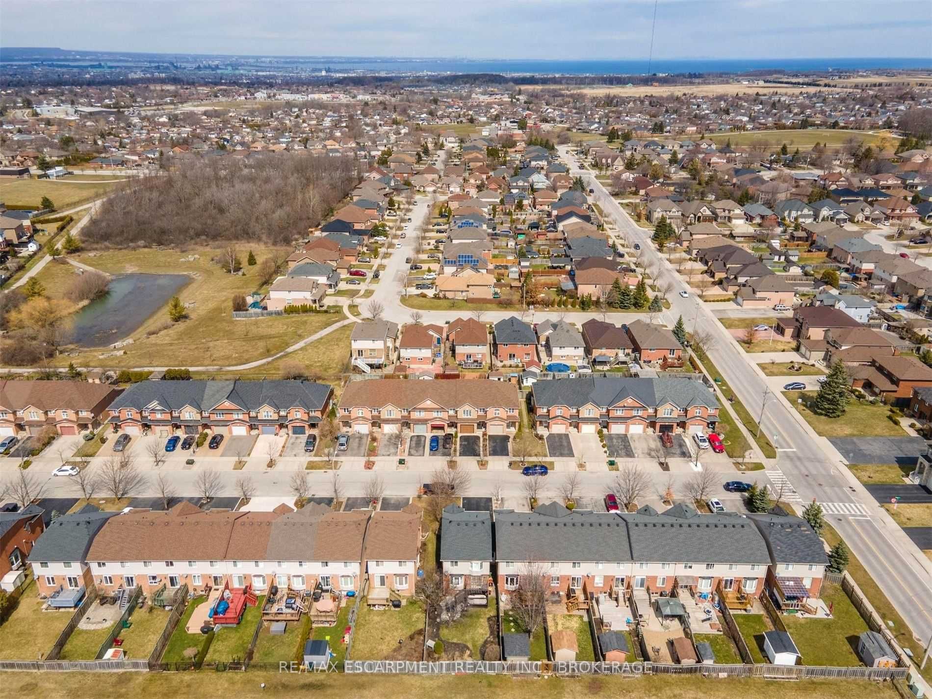 14 Fairhaven Dr