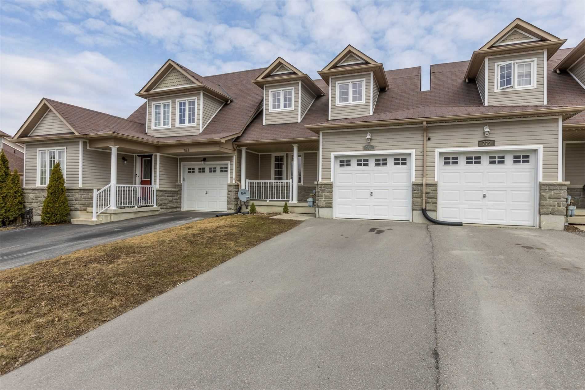 781 Tully Crescent