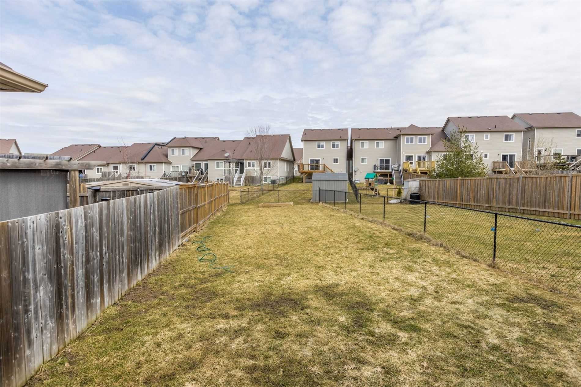 781 Tully Crescent