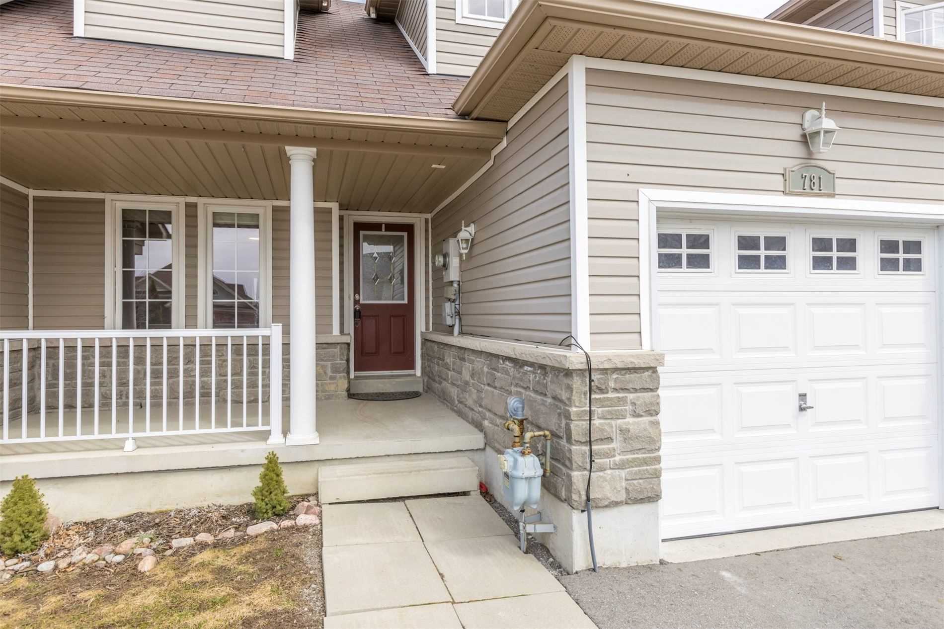 781 Tully Crescent