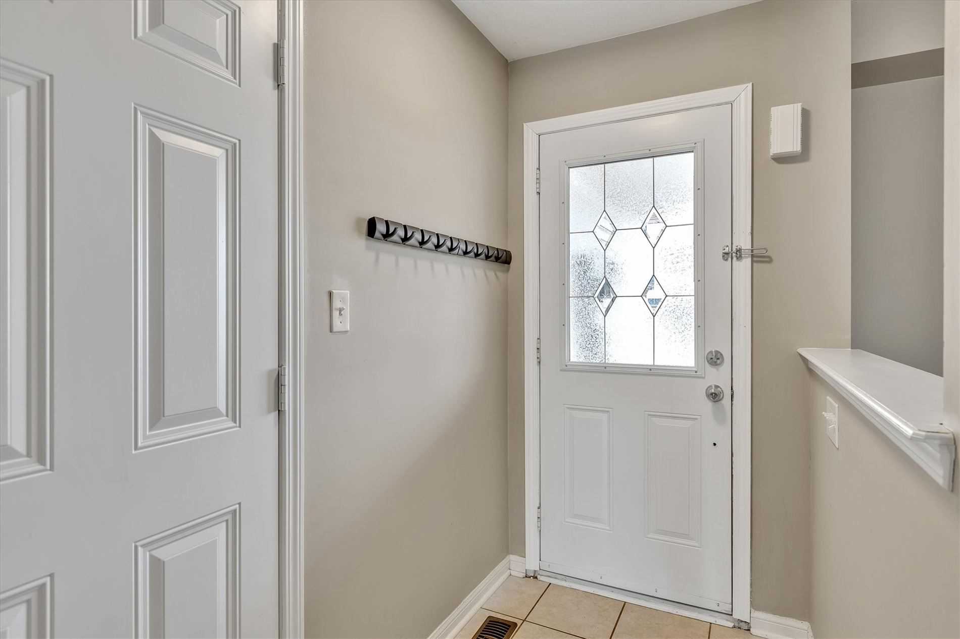 781 Tully Crescent
