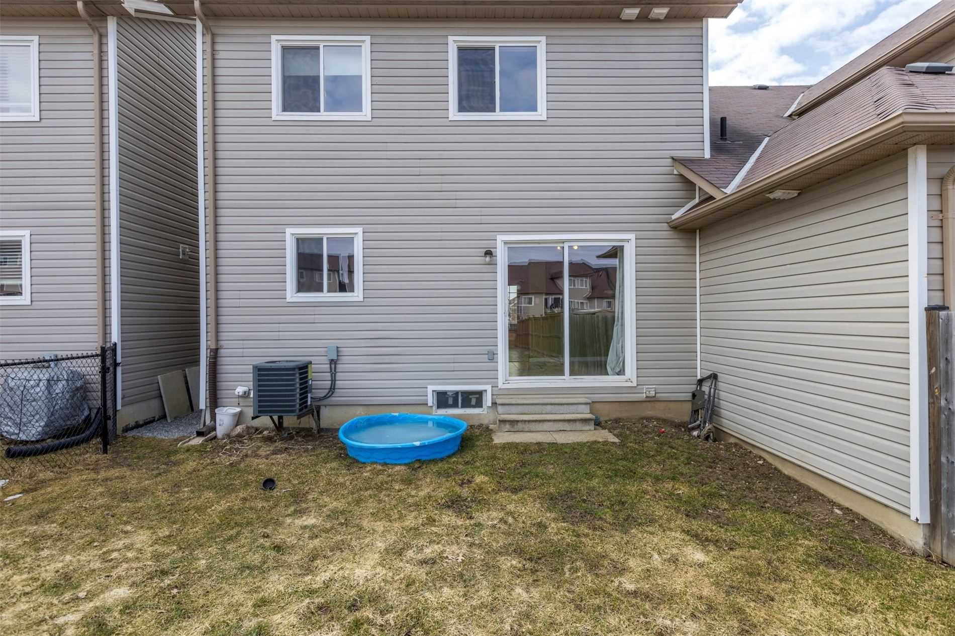 781 Tully Crescent