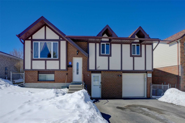 894 Strasburg Rd, Kitchener