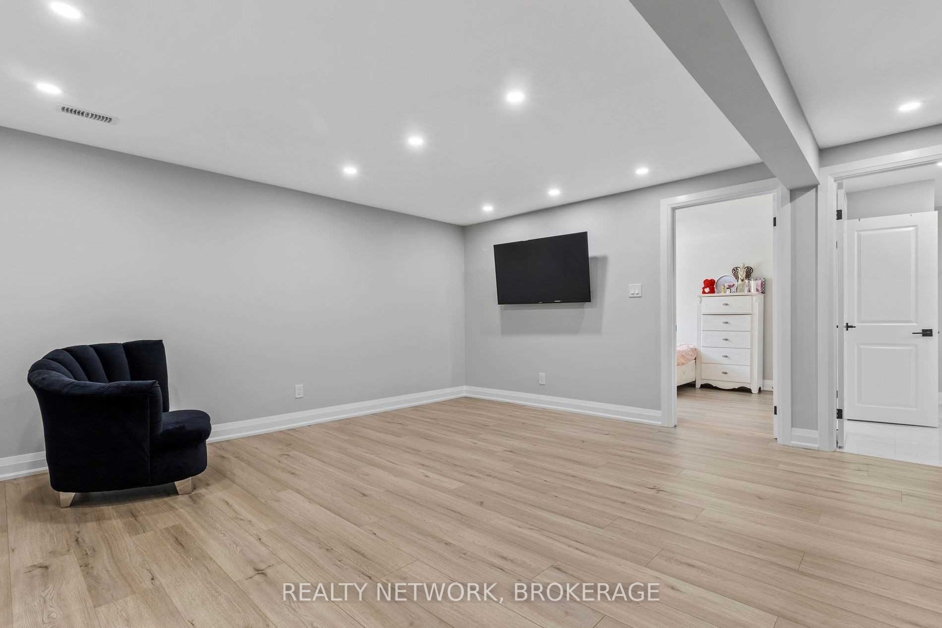Listing X6010911 - Large Photo # 30