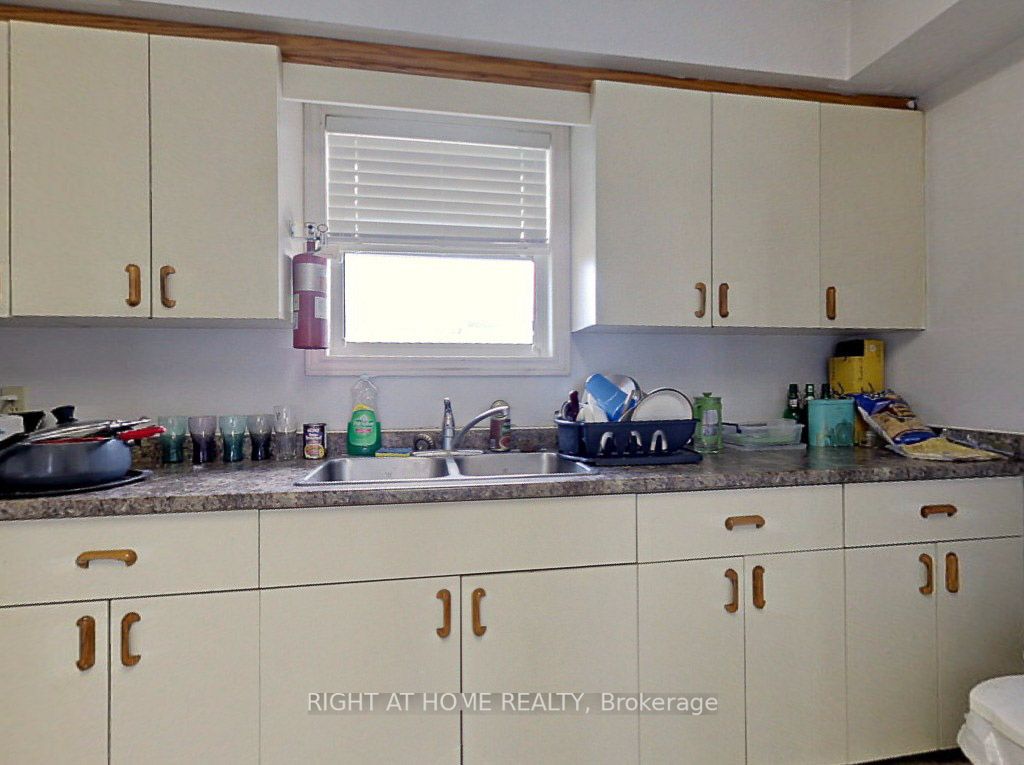 Listing X6011712 - Large Photo # 28