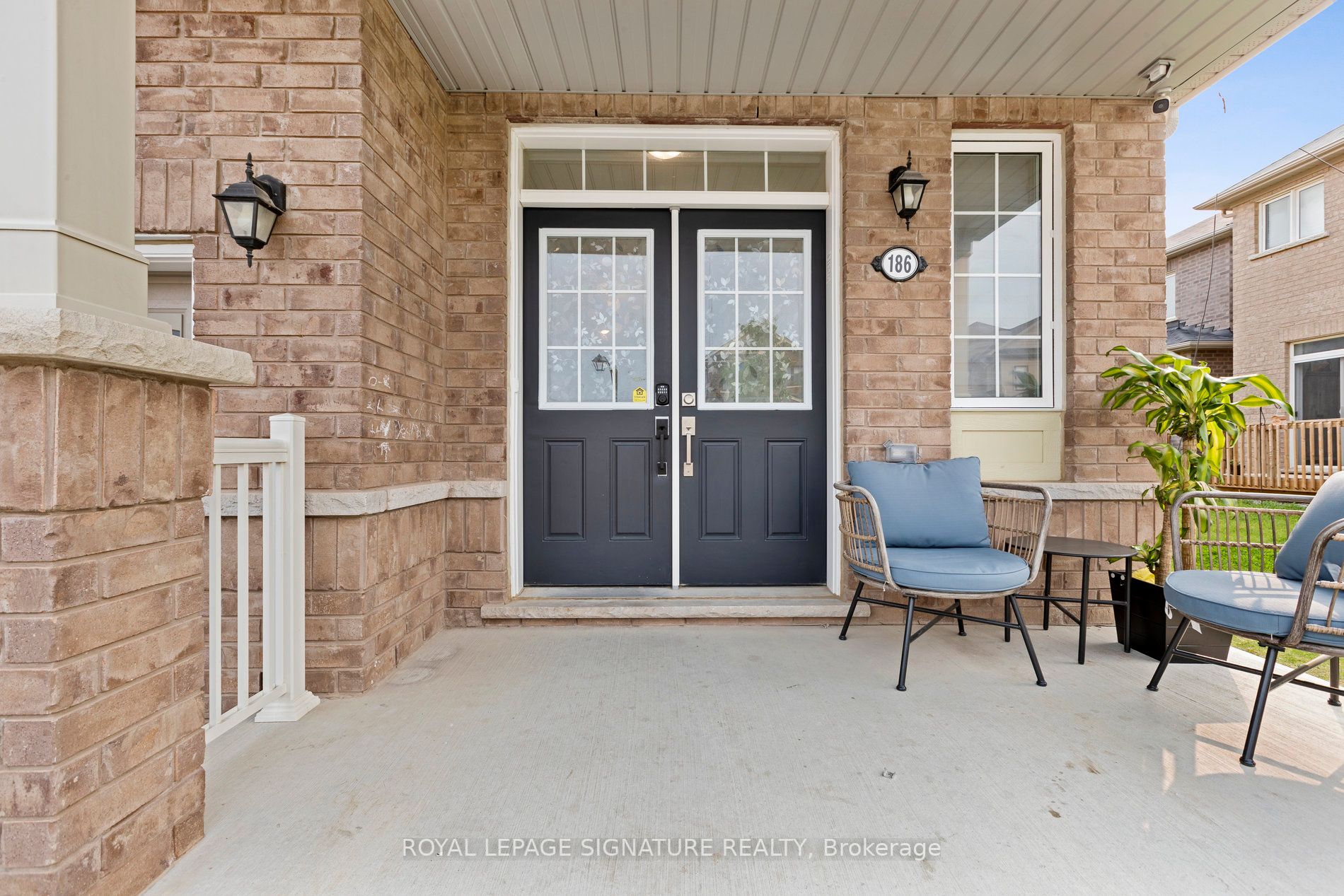 Listing X6012020 - Large Photo # 2