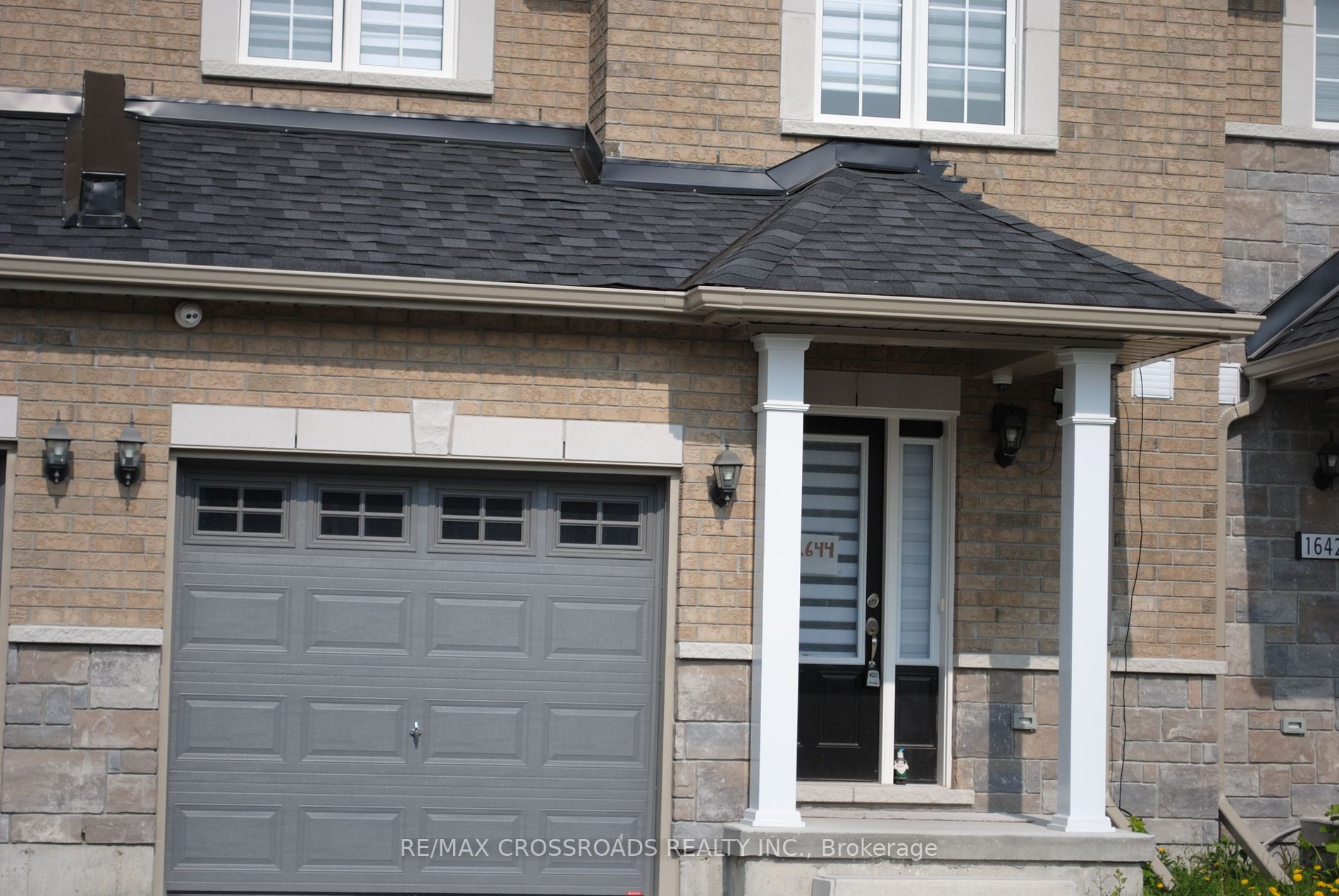 Listing X6012112 - Large Photo # 2