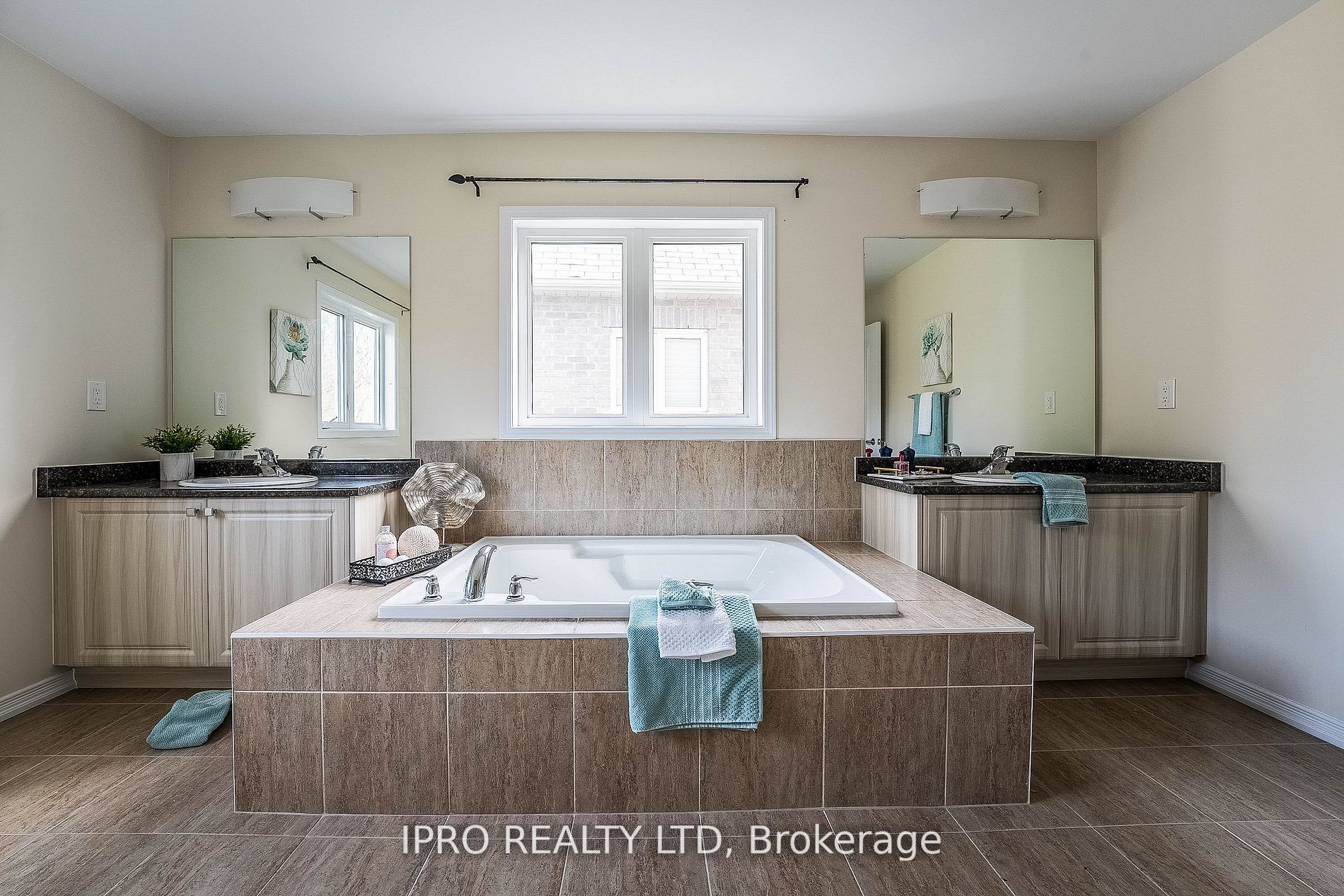 Listing X6012308 - Large Photo # 39