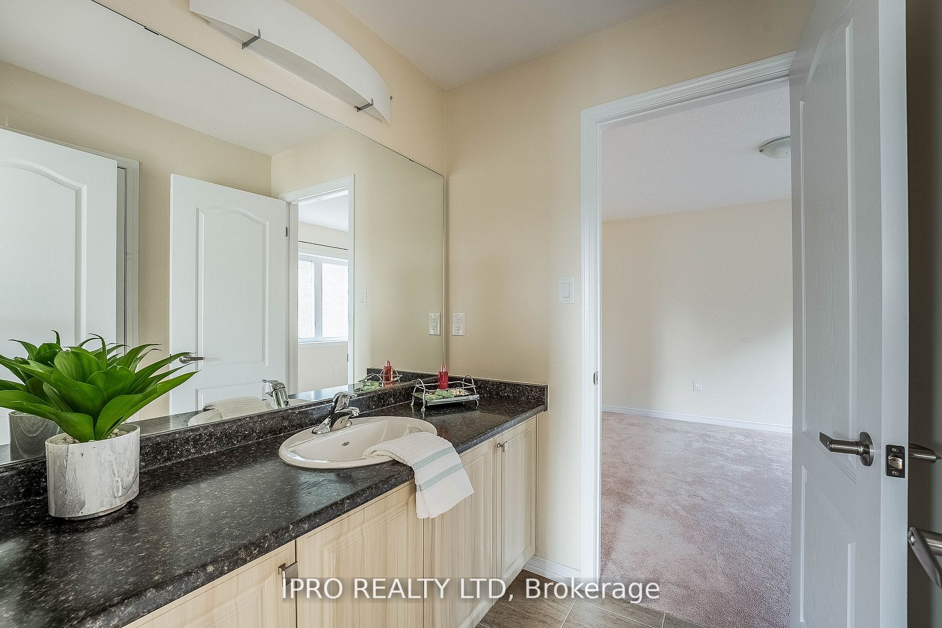 Listing X6012308 - Large Photo # 38