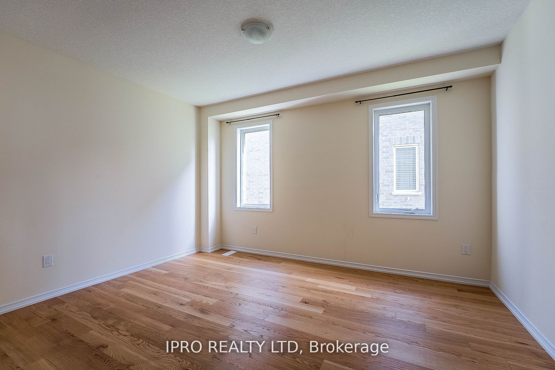 Listing X6012308 - Large Photo # 40