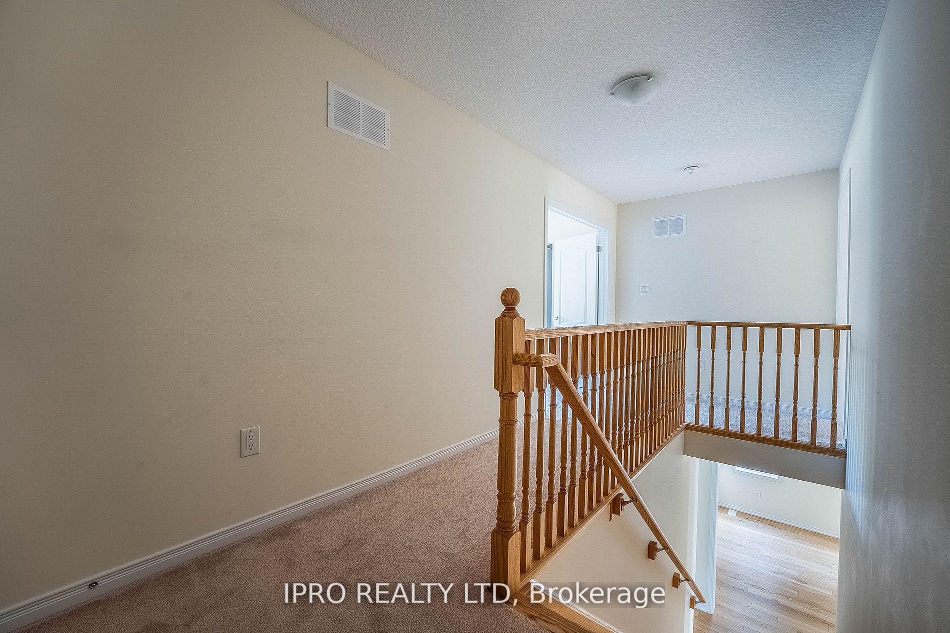 Listing X6012308 - Large Photo # 35