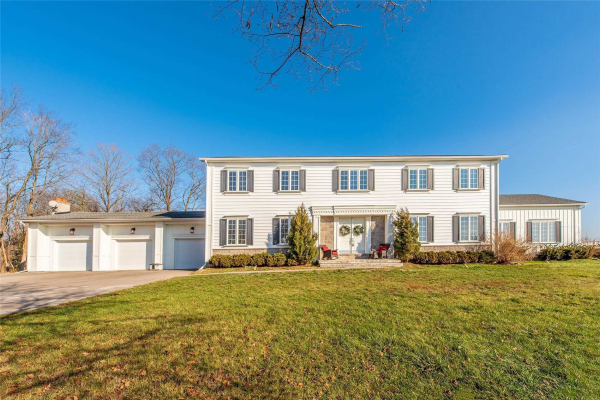 802 Middletown Rd, Hamilton
