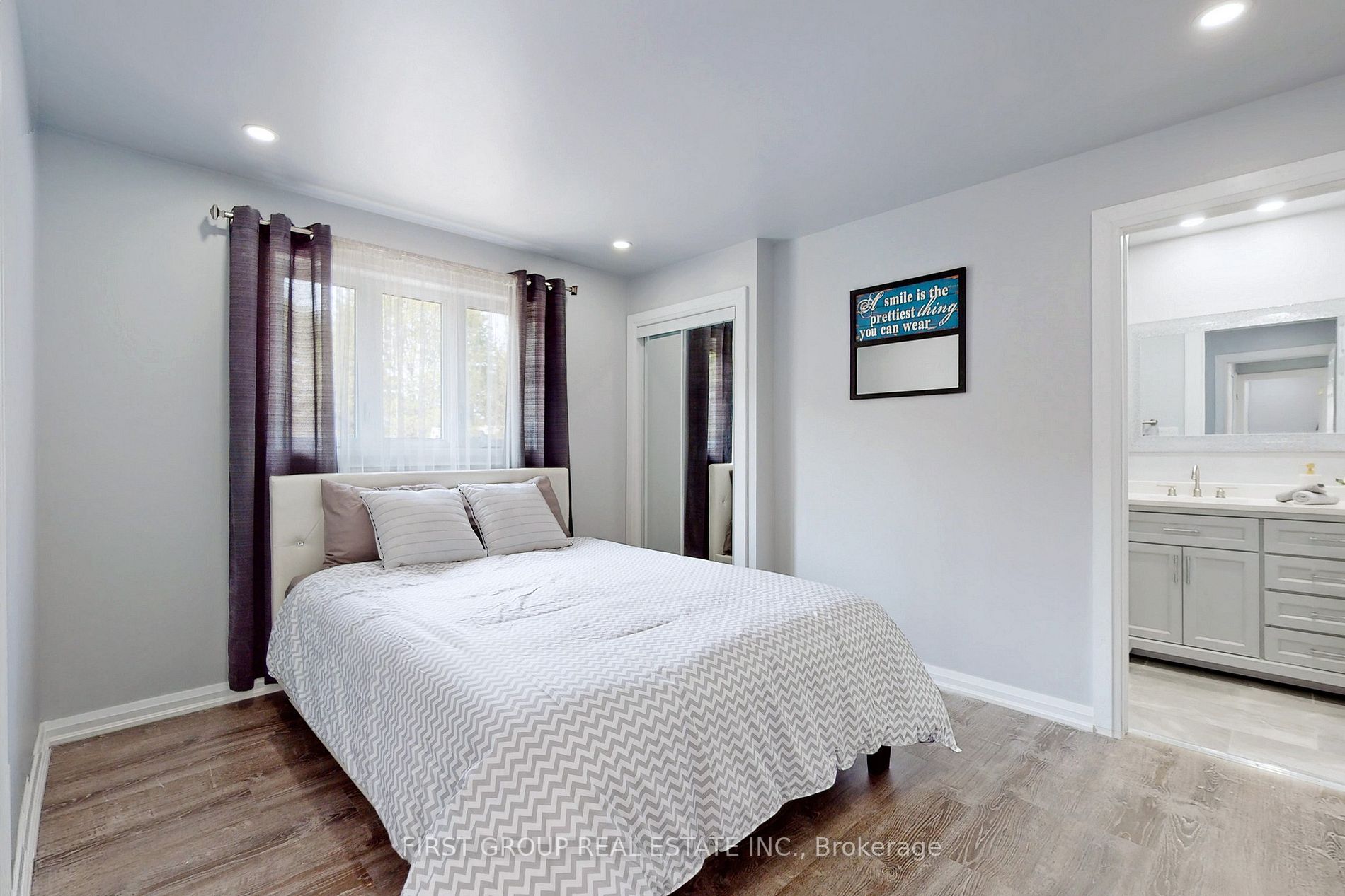 21 Albert Circle
