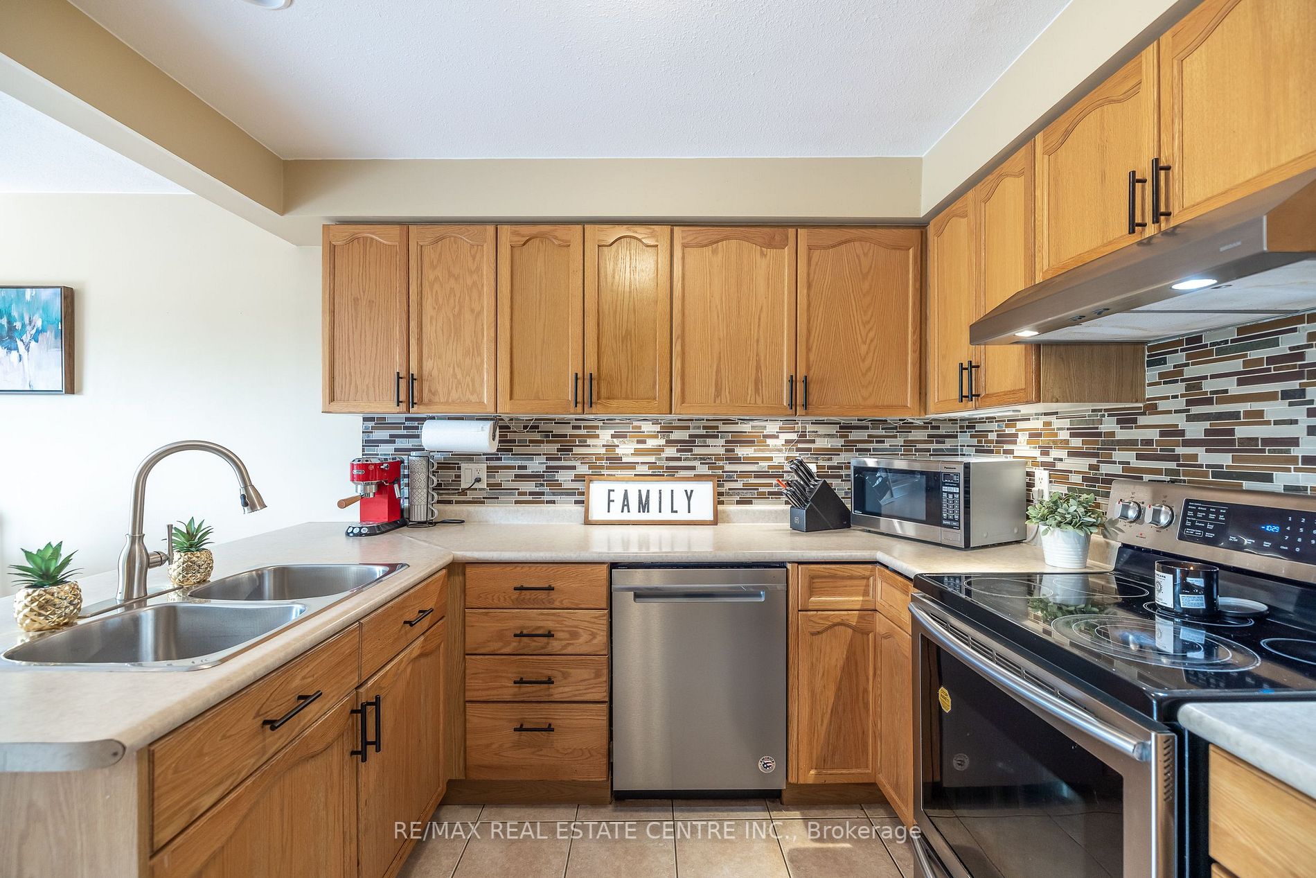 Listing X6014644 - Large Photo # 7