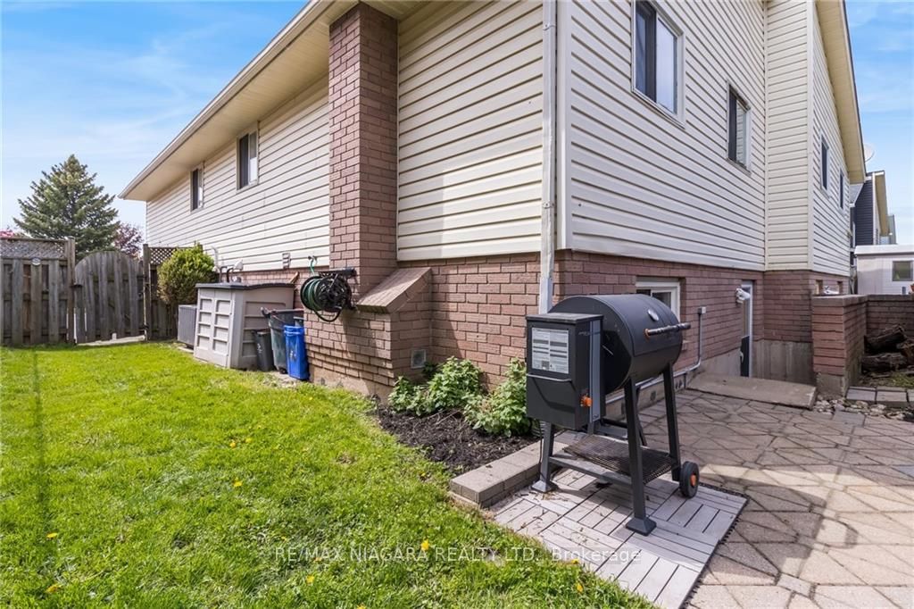 60 Northwood Drive