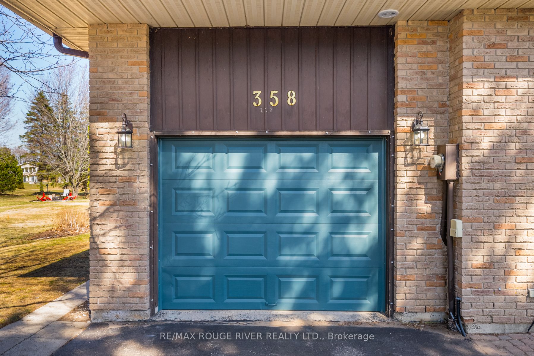 Listing X6015232 - Large Photo # 2
