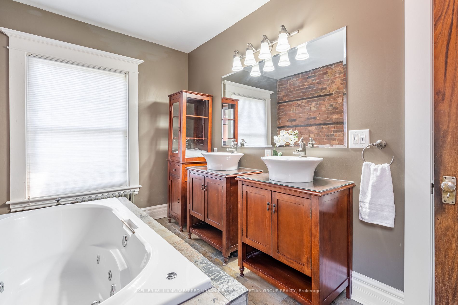 Listing X6015352 - Large Photo # 25