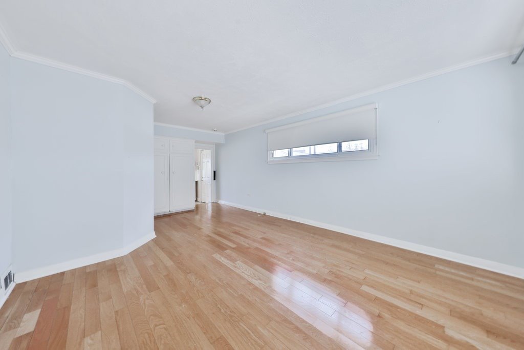 6 Tupper Blvd