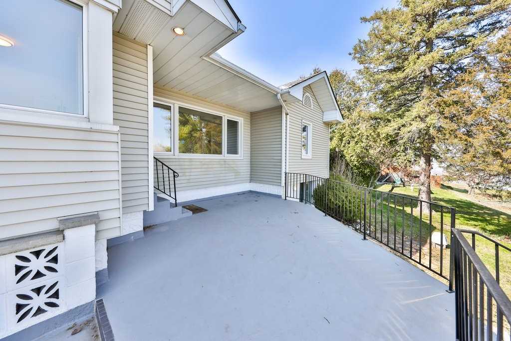 6 Tupper Blvd