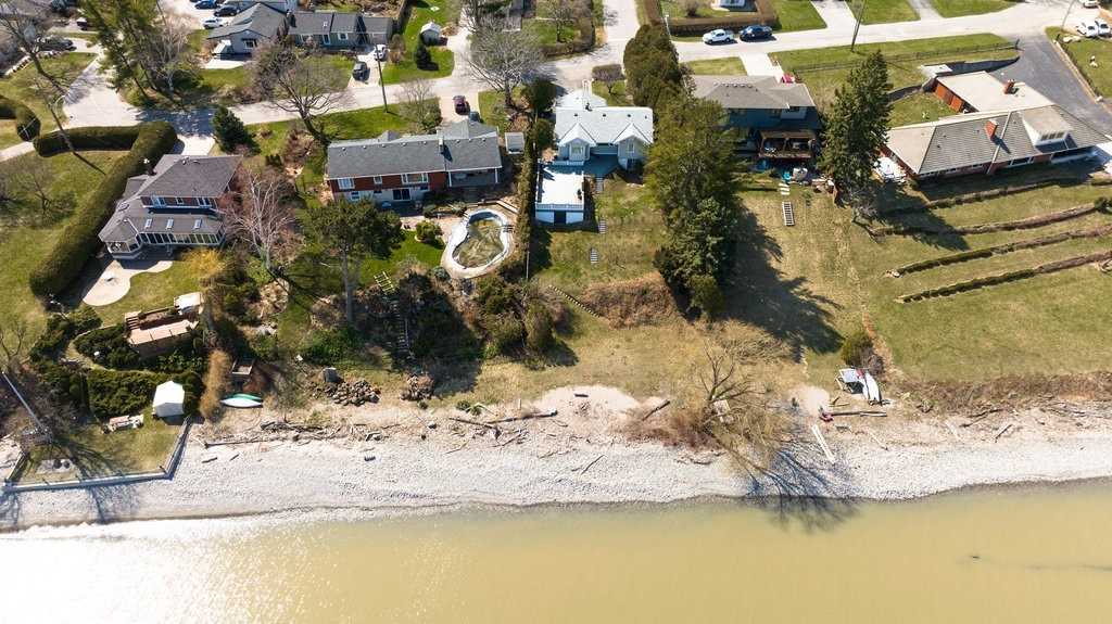 6 Tupper Blvd