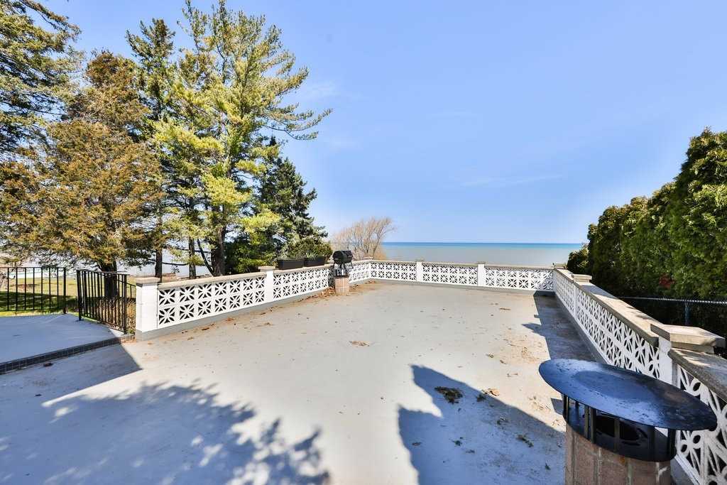 6 Tupper Blvd