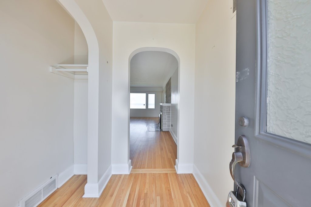 6 Tupper Blvd