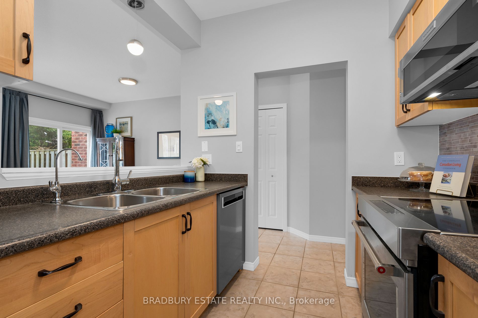 81 Valridge Dr, #15