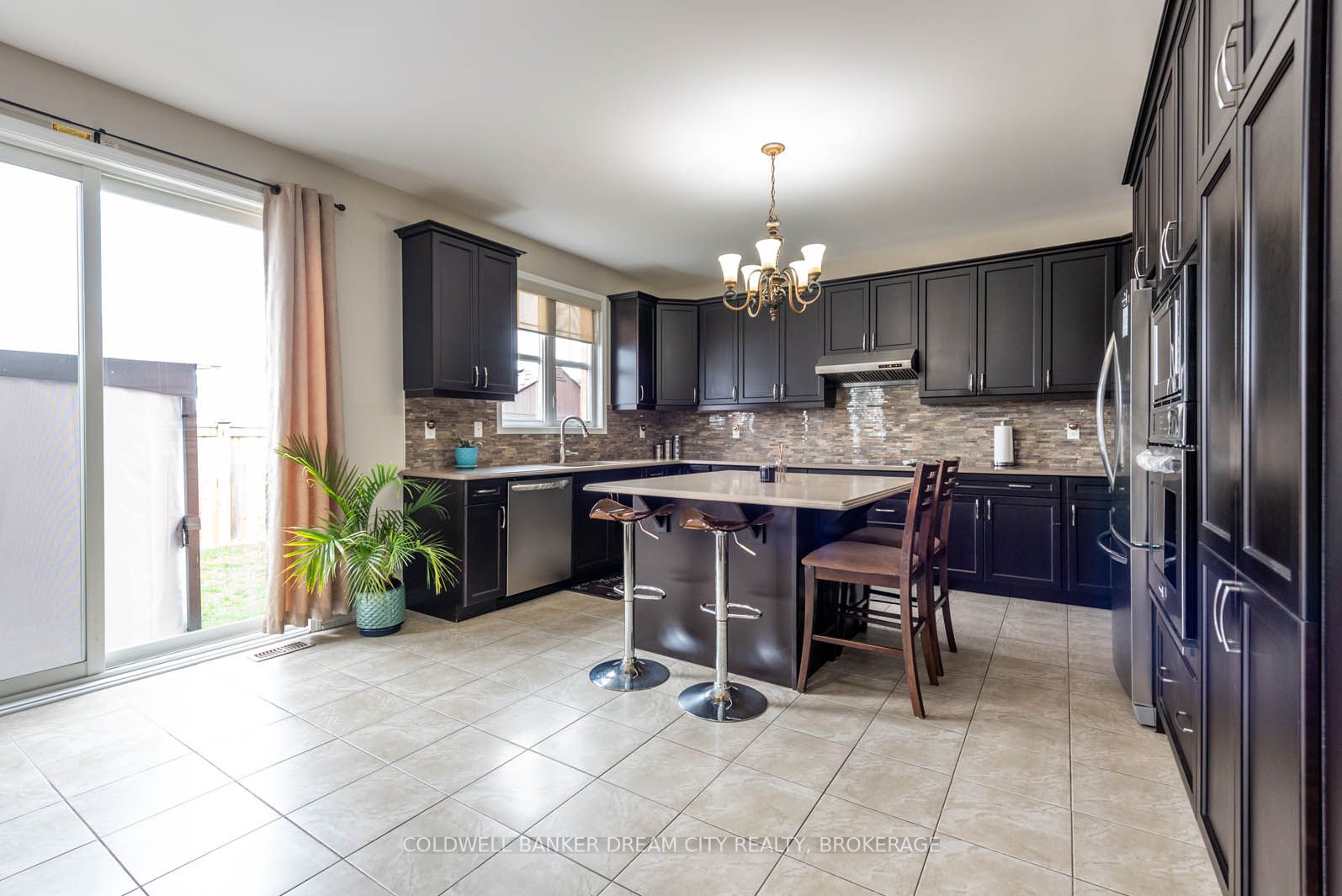 273 Seabrook Dr