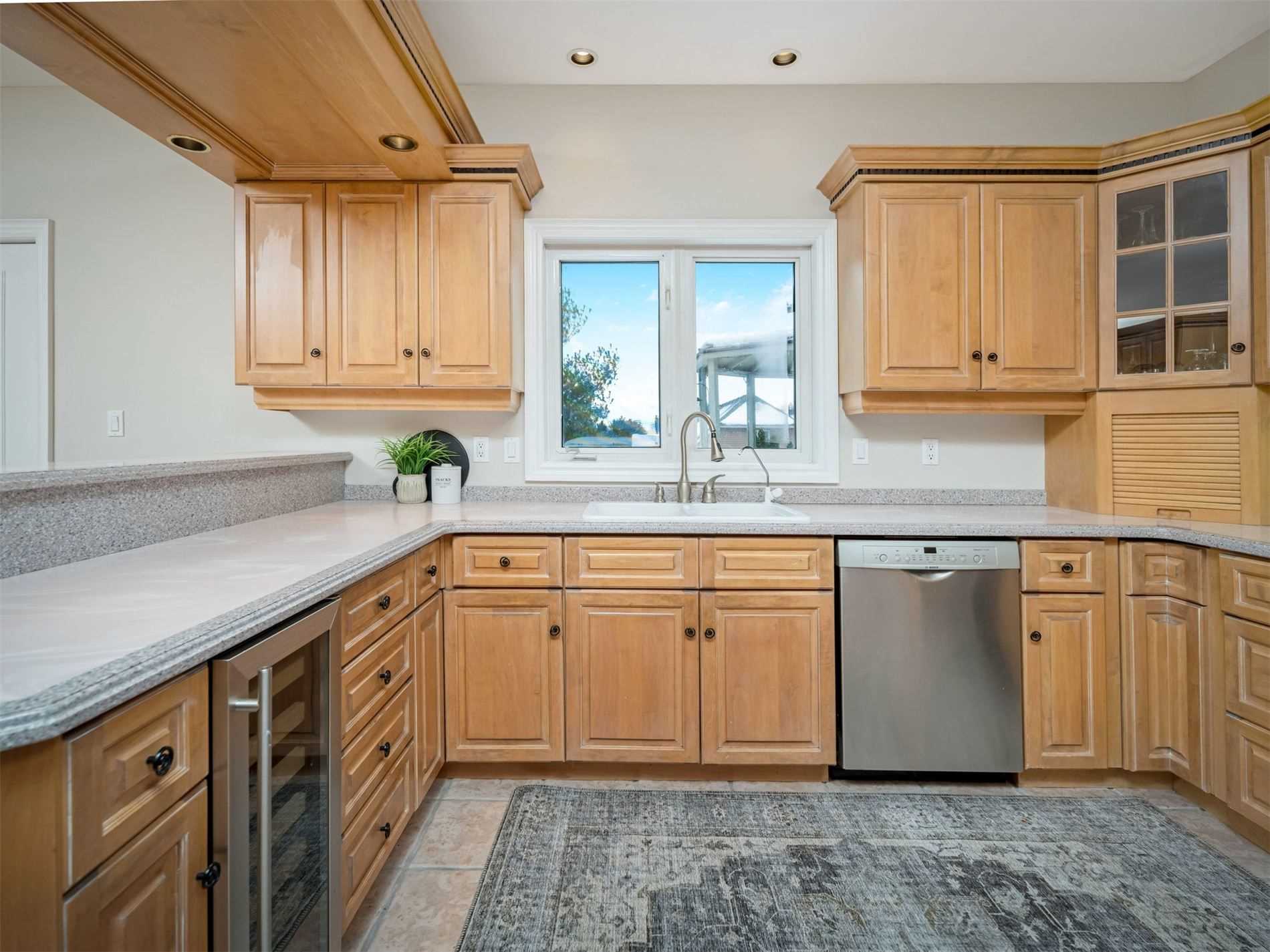 9 Palomino Dr