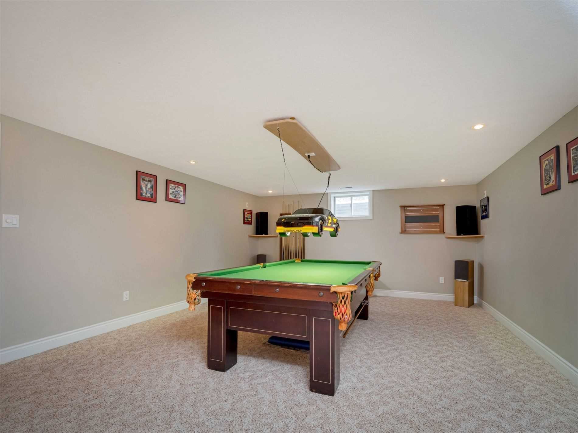 9 Palomino Dr