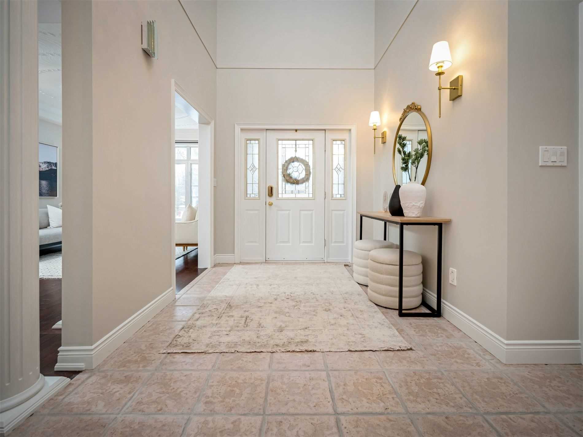9 Palomino Dr