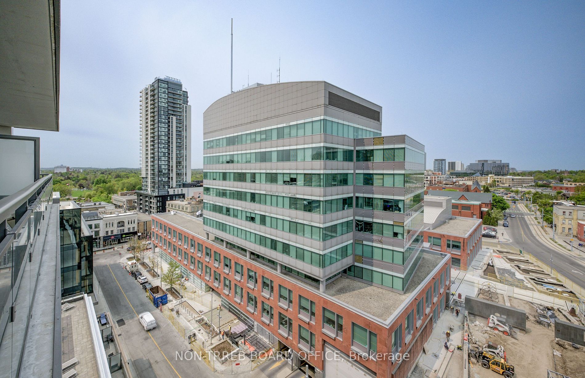 85 DUKE Street W, #901