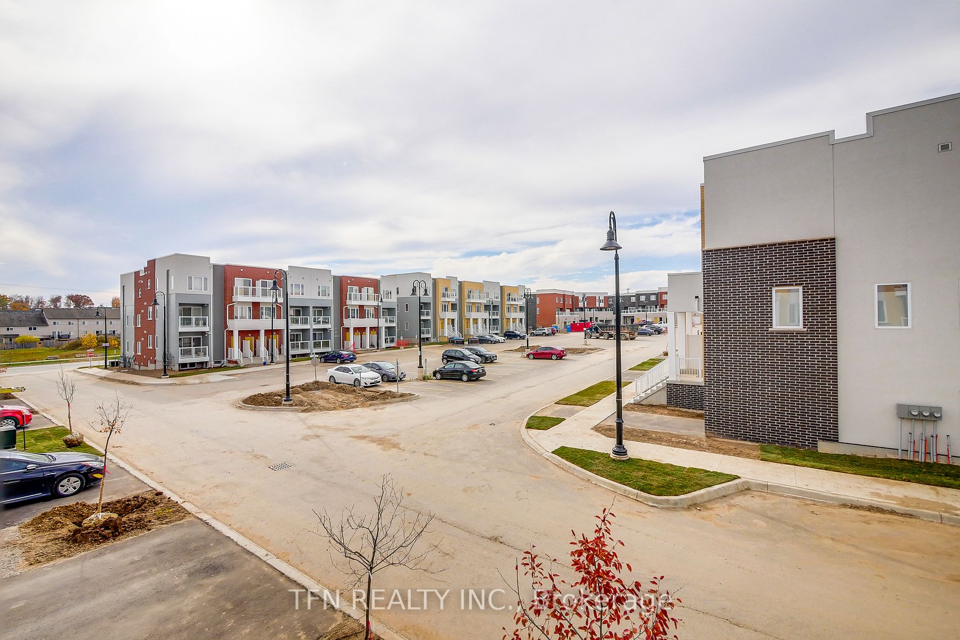 86 Progress Cres, #123