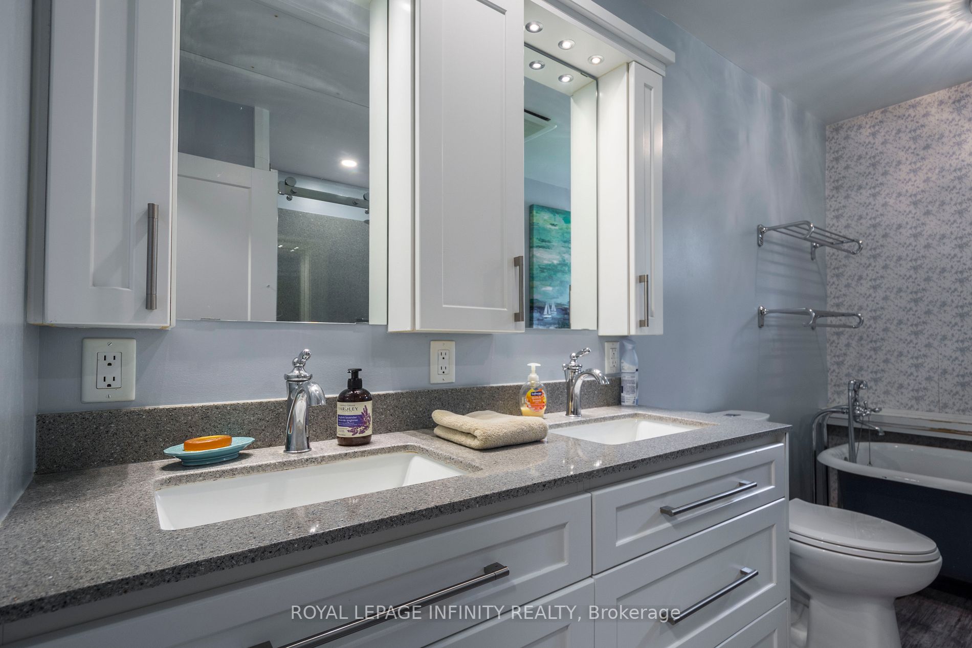 Listing X6018552 - Large Photo # 14