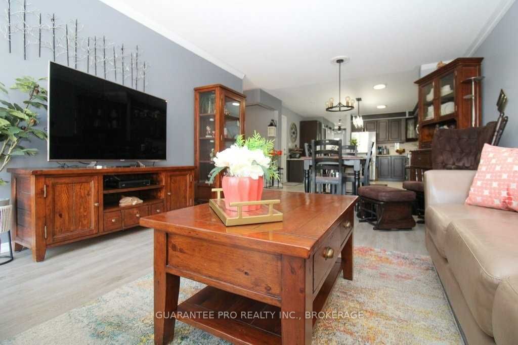 Listing X6018589 - Large Photo # 12