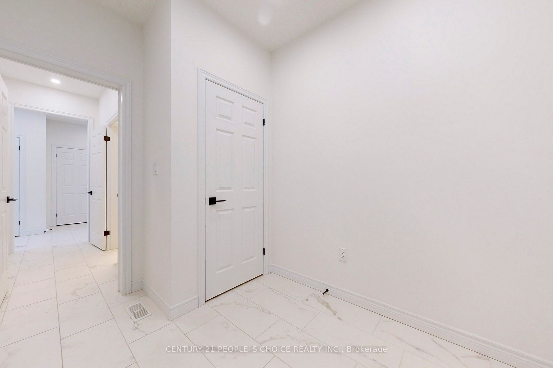 Listing X6018596 - Large Photo # 18
