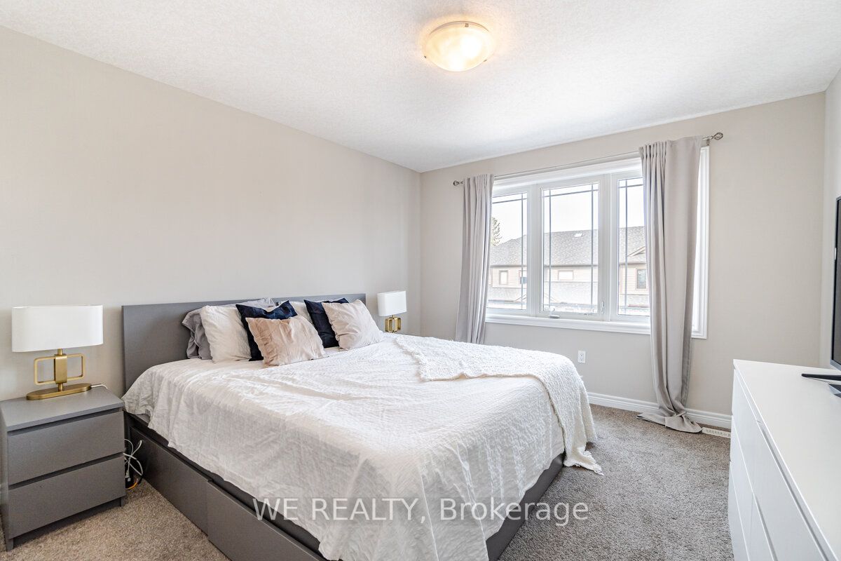 24 Lawson Street, #28