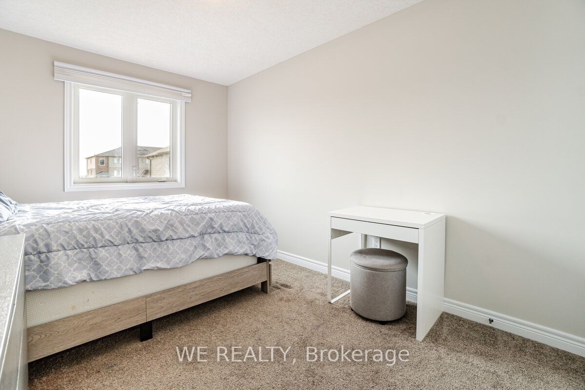 24 Lawson Street, #28