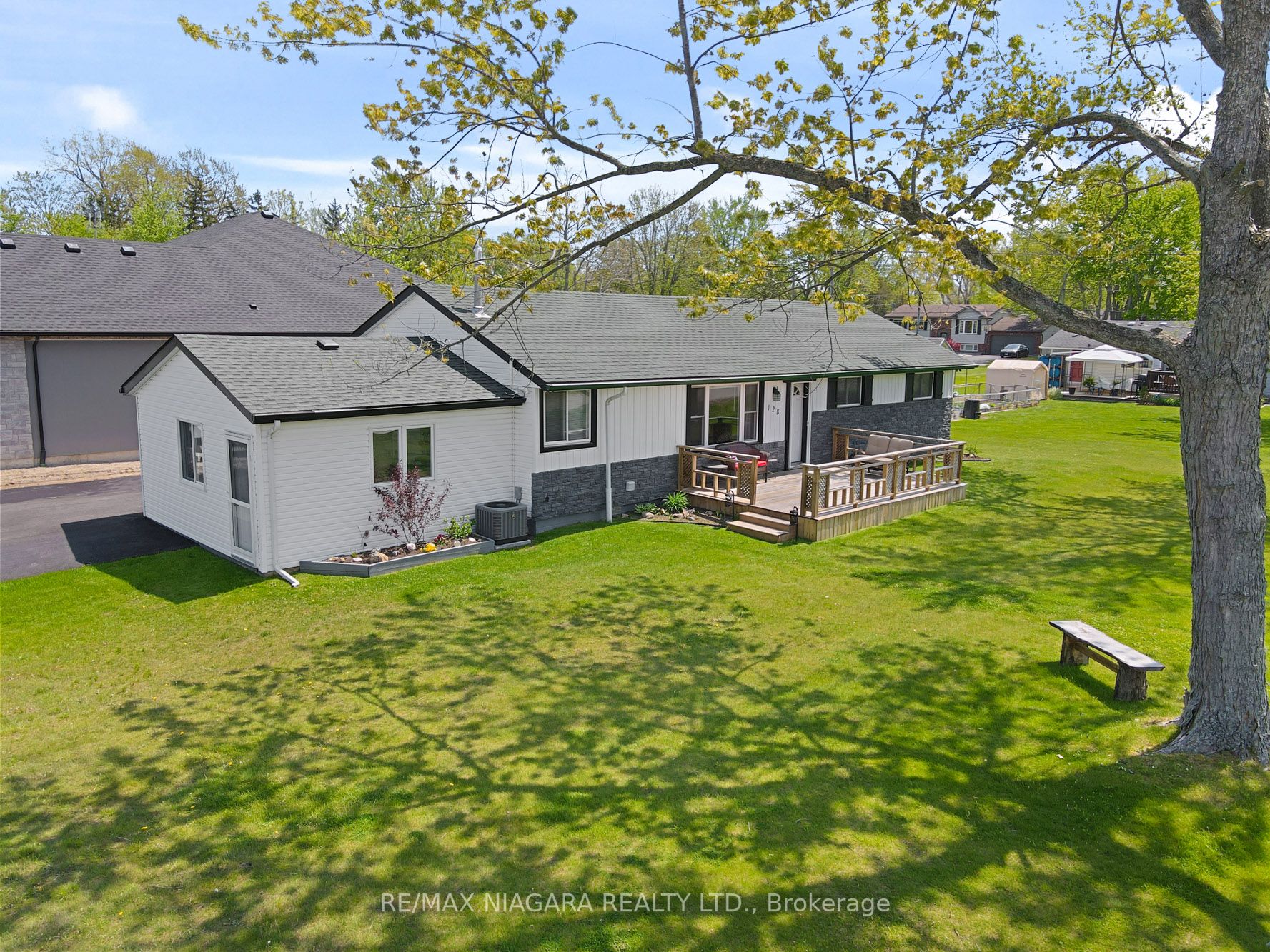 128 Cook Avenue