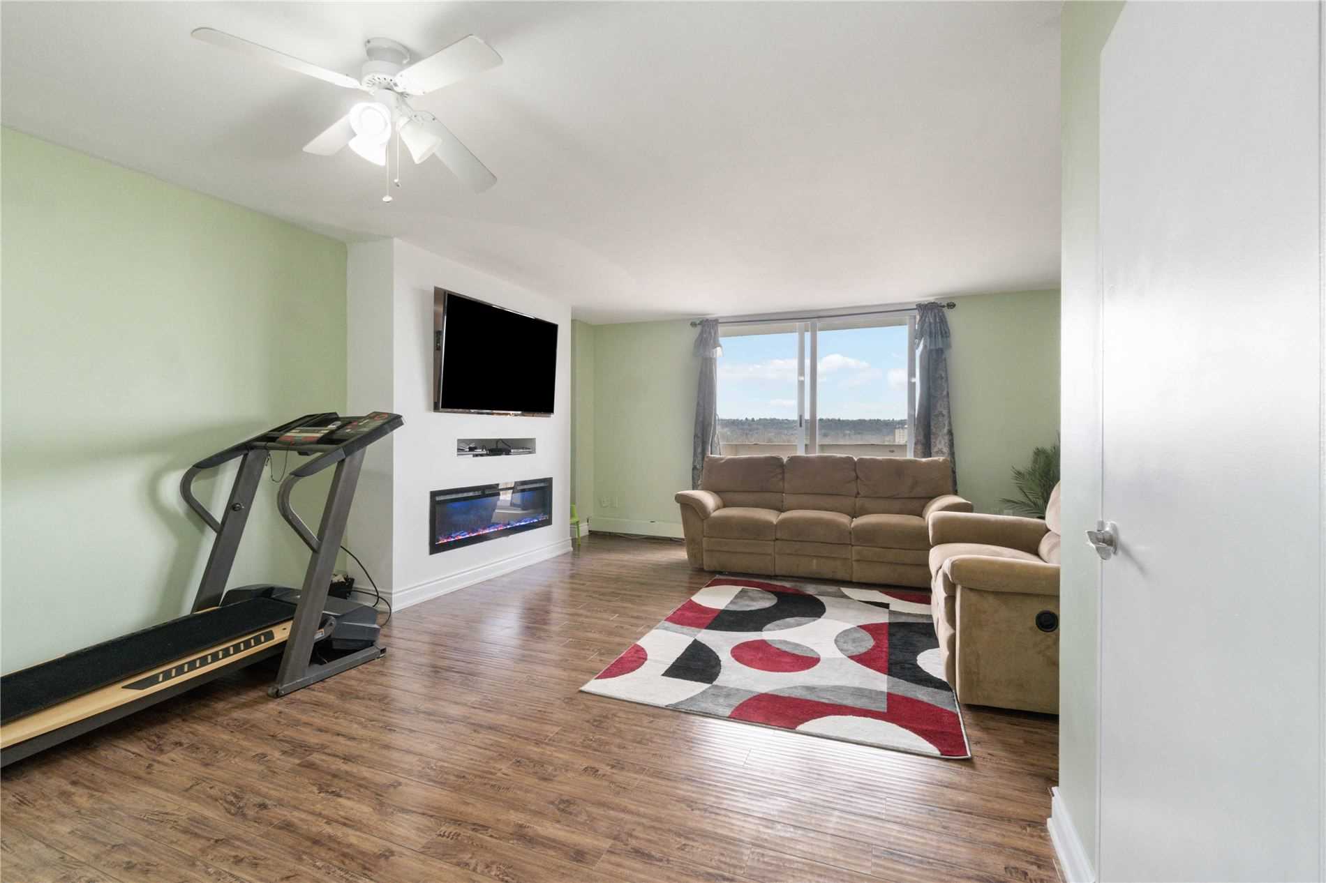 350 Quigley Rd, #537