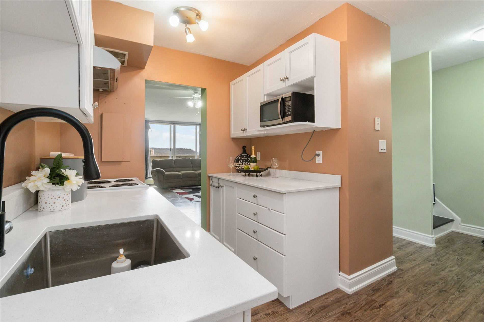 350 Quigley Rd, #537