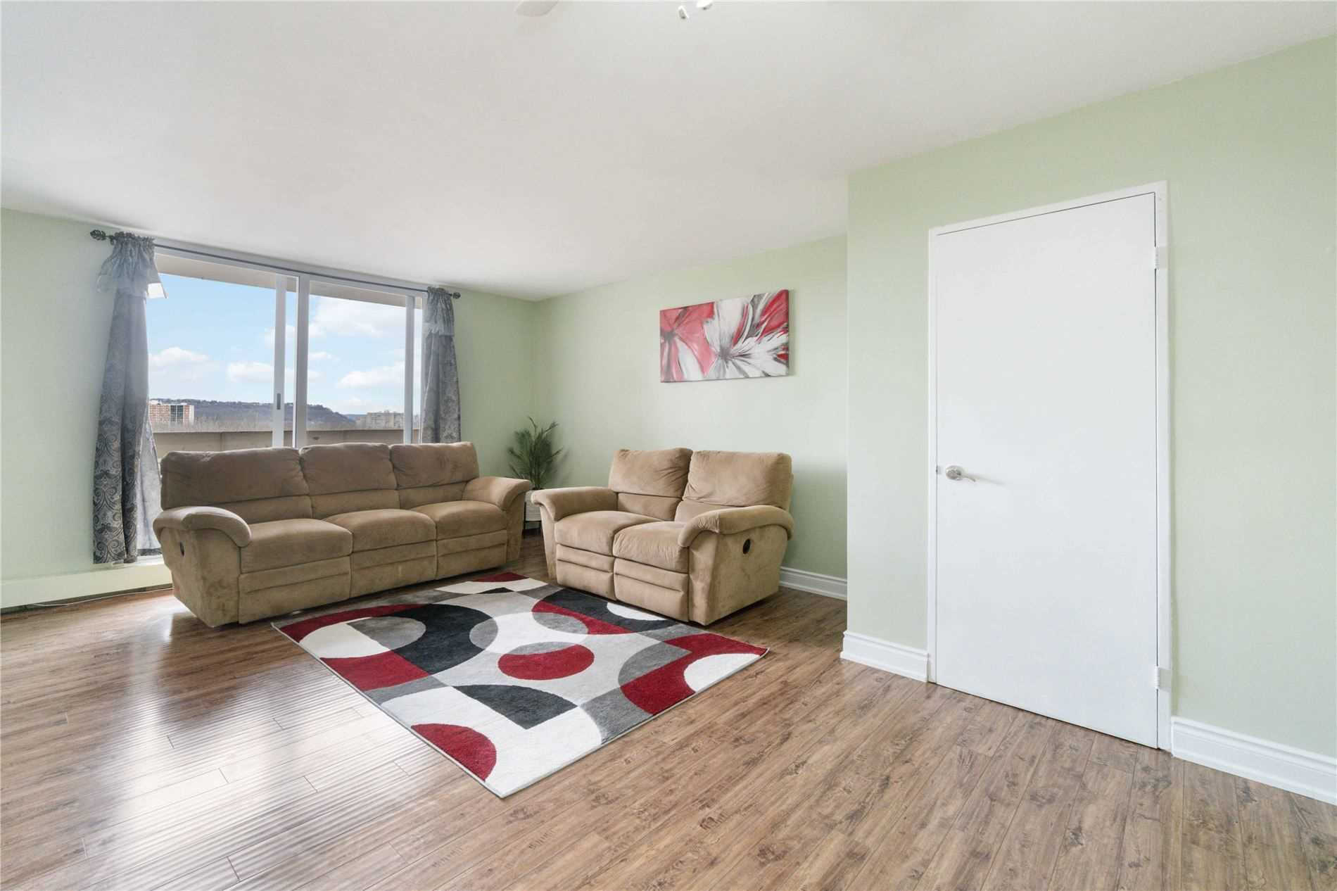 350 Quigley Rd, #537