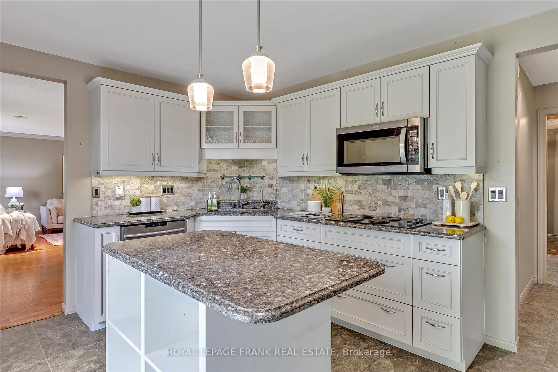 Listing X6019020 - Large Photo # 12